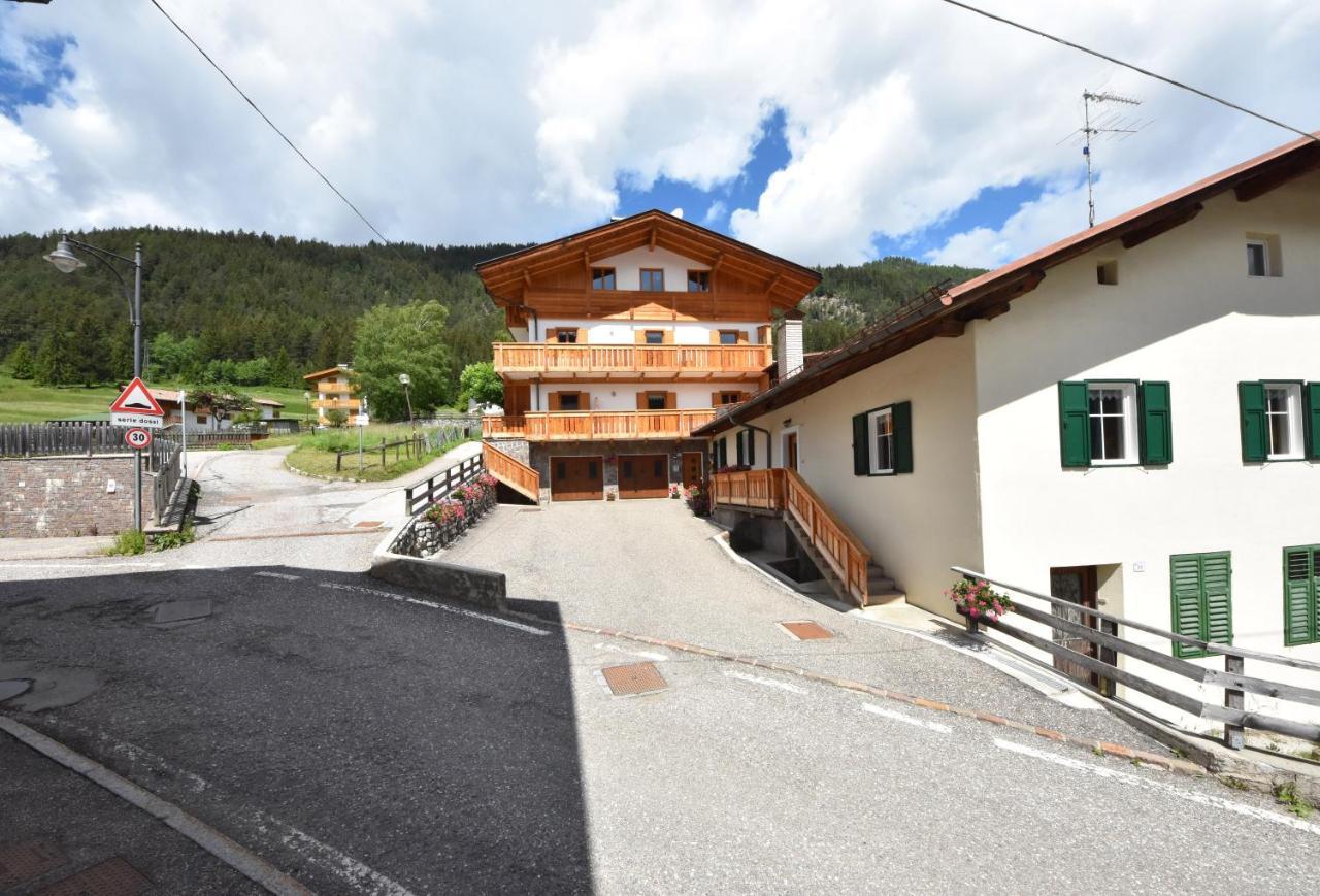 Casa Dorich Διαμέρισμα Pozza di Fassa Εξωτερικό φωτογραφία