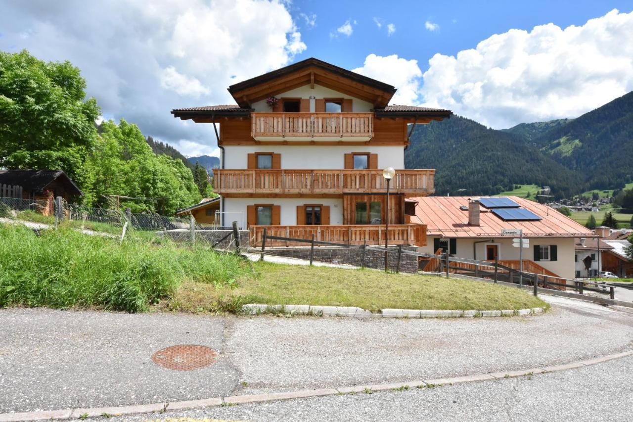 Casa Dorich Διαμέρισμα Pozza di Fassa Εξωτερικό φωτογραφία