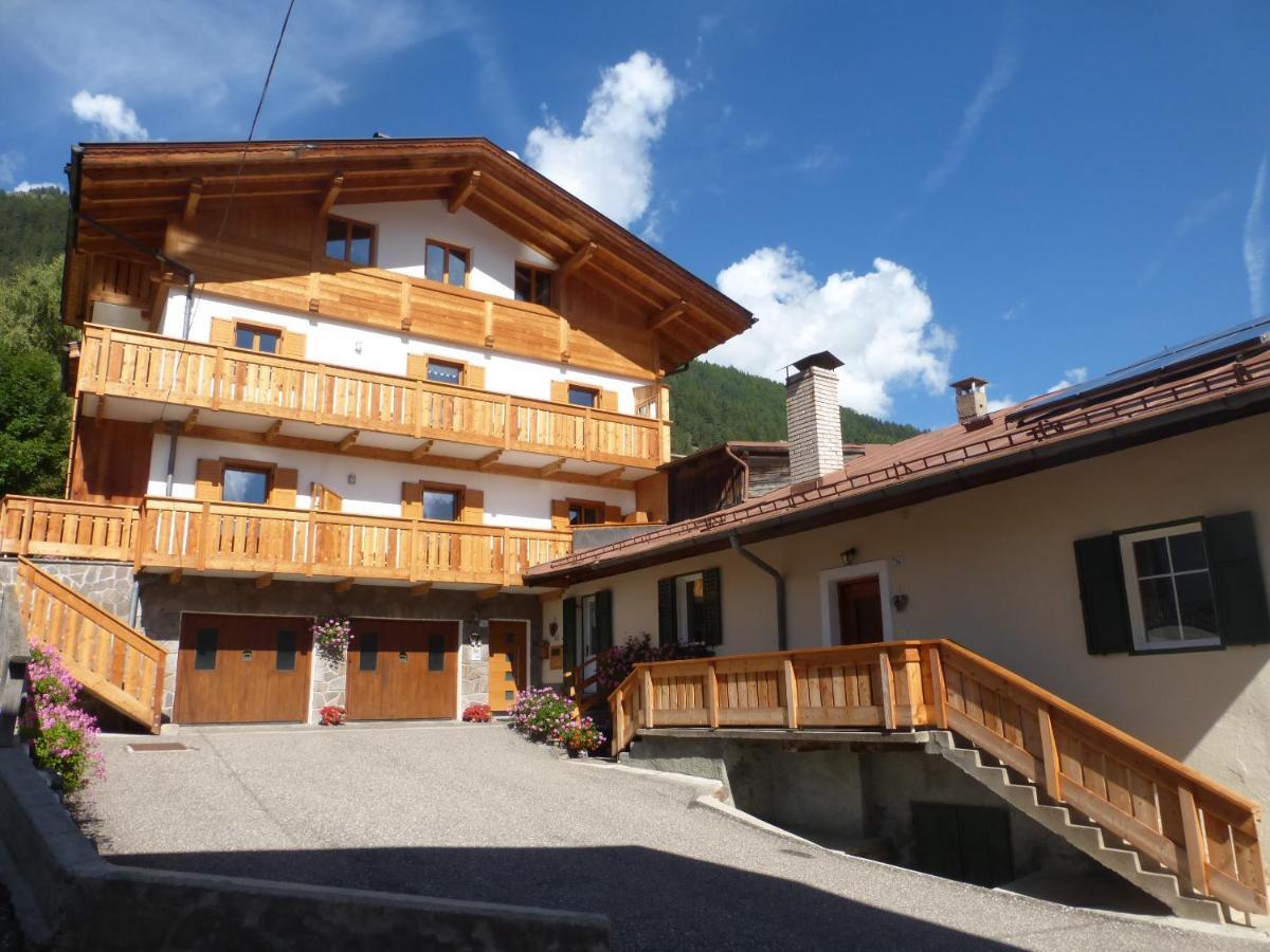 Casa Dorich Διαμέρισμα Pozza di Fassa Εξωτερικό φωτογραφία
